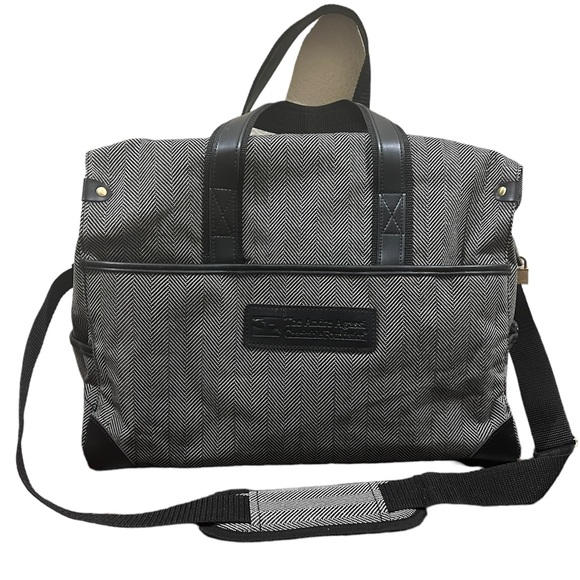 EUC Andre agassi charitable foundation weekender /travel bag by cox - Picture 1 of 15